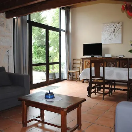 Issigeac, Confort, Piscine Chauffee Holiday home