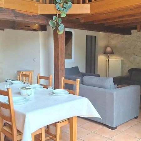 Issigeac, Confort, Piscine Chauffee