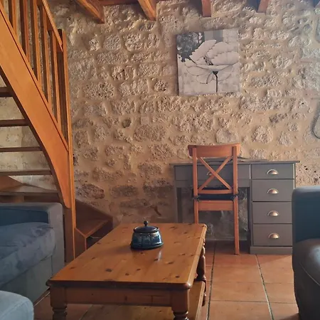בית נופש Issigeac, Confort, Piscine Chauffee