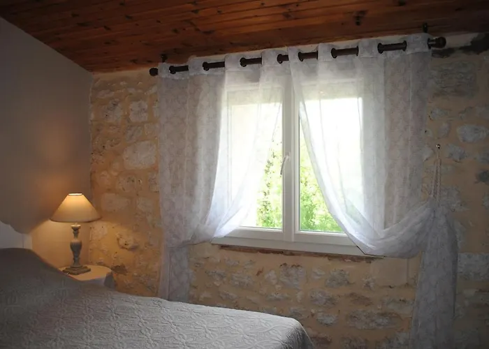Issigeac, Confort, Piscine Chauffée Boisse (Dordogne)